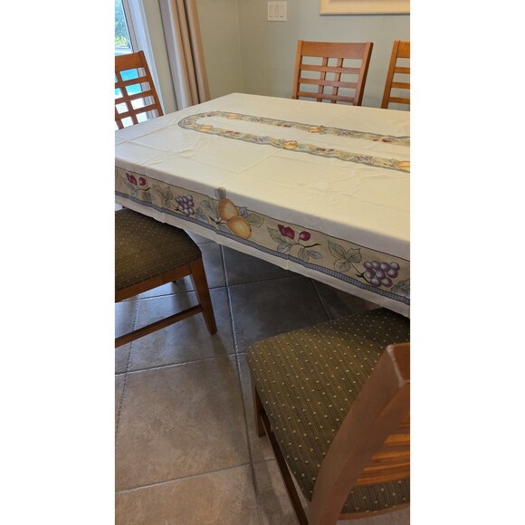Mikasa Garden Harvest Oblong Tablecloth 62" x 102" Cloth Fabric Fruit Grape Pear - Picture 7 of 11